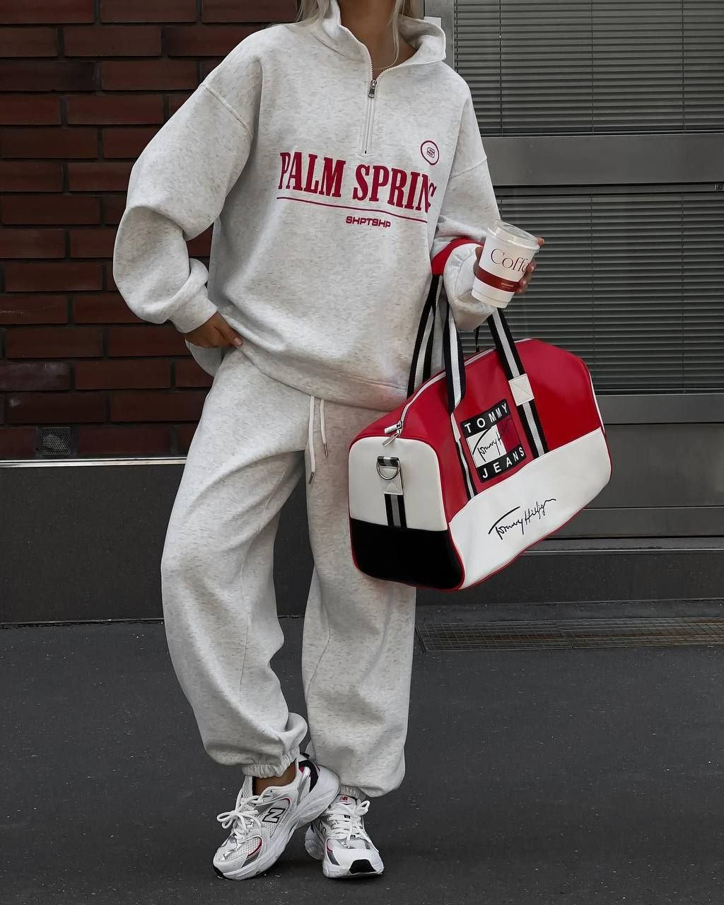 Спортивні костюми