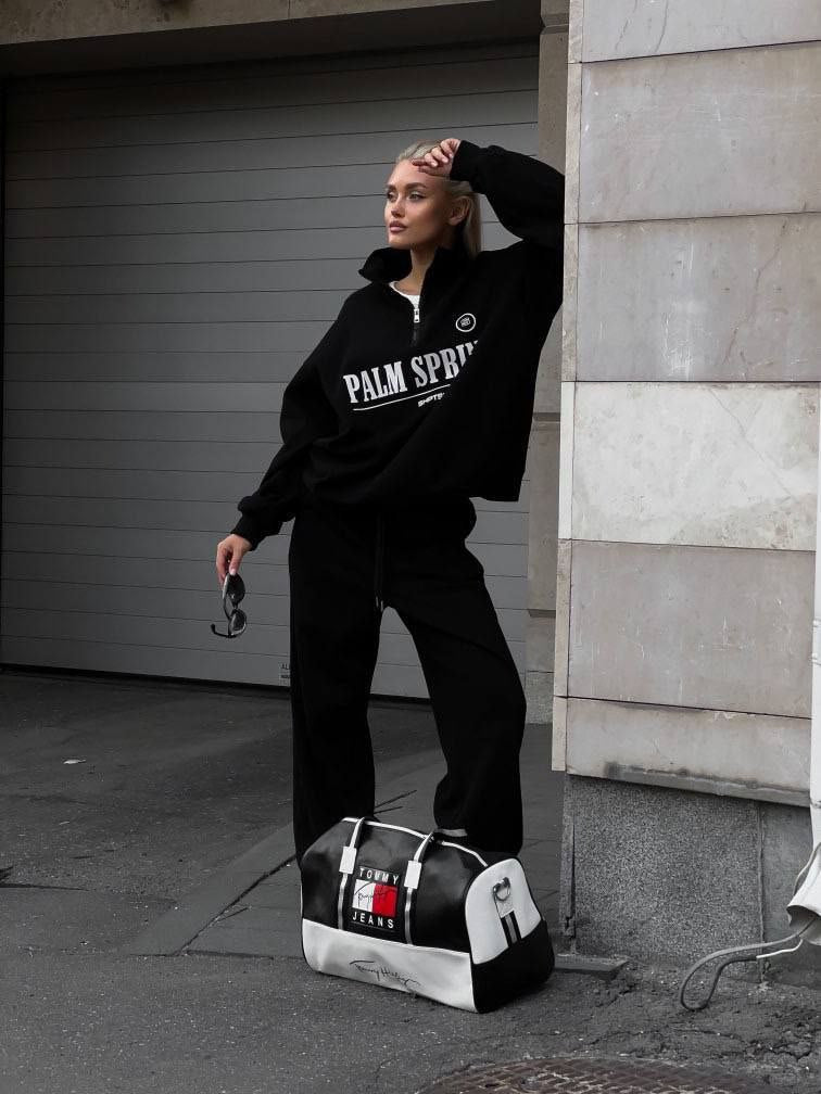 Спортивний костюм