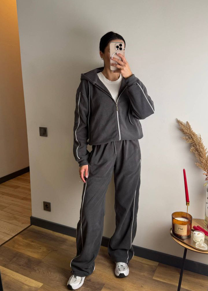 Спортивний костюм